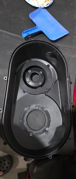 Inner clutch cover can am x3