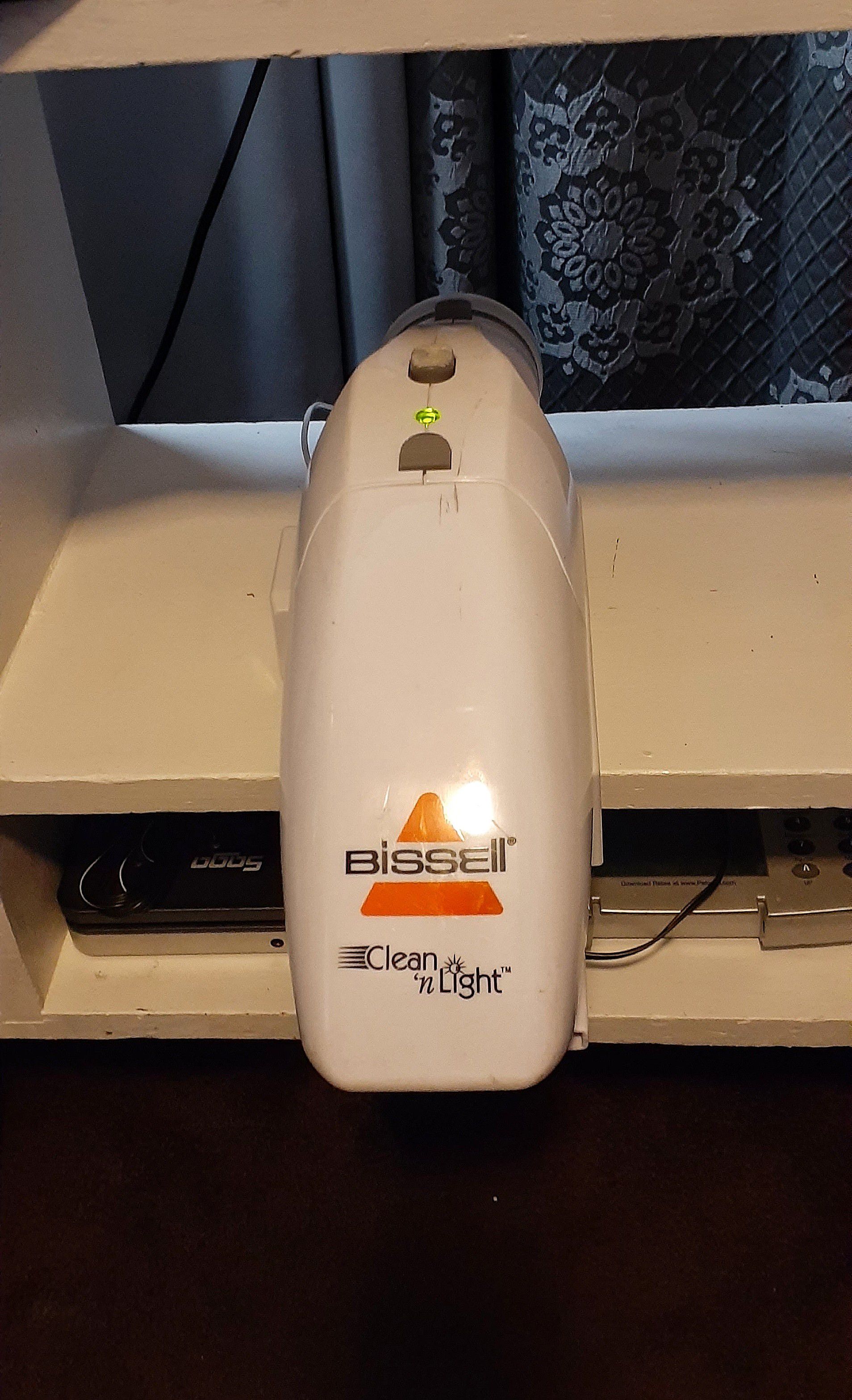 Bissell Clean 'n Light Handheld Cordless Vacuum + Bundle