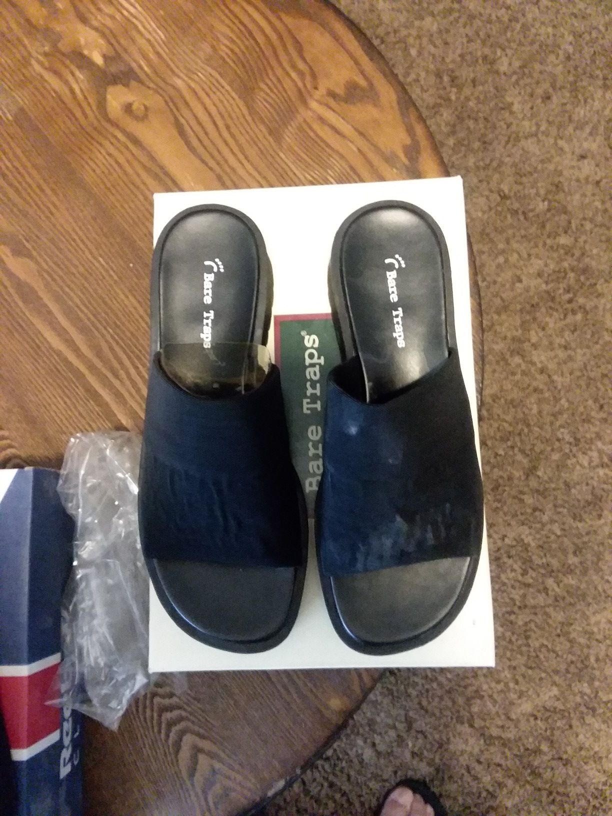 Bare trap shoes slip ons