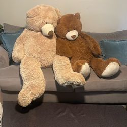 2 Giant Stuffed Bears