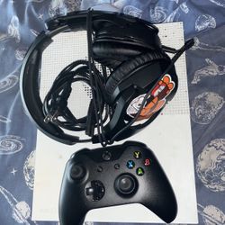 Xbox One - S