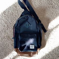 Herschel Supply Sling Bag