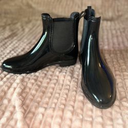 Black Rain Boots Size 9 Women