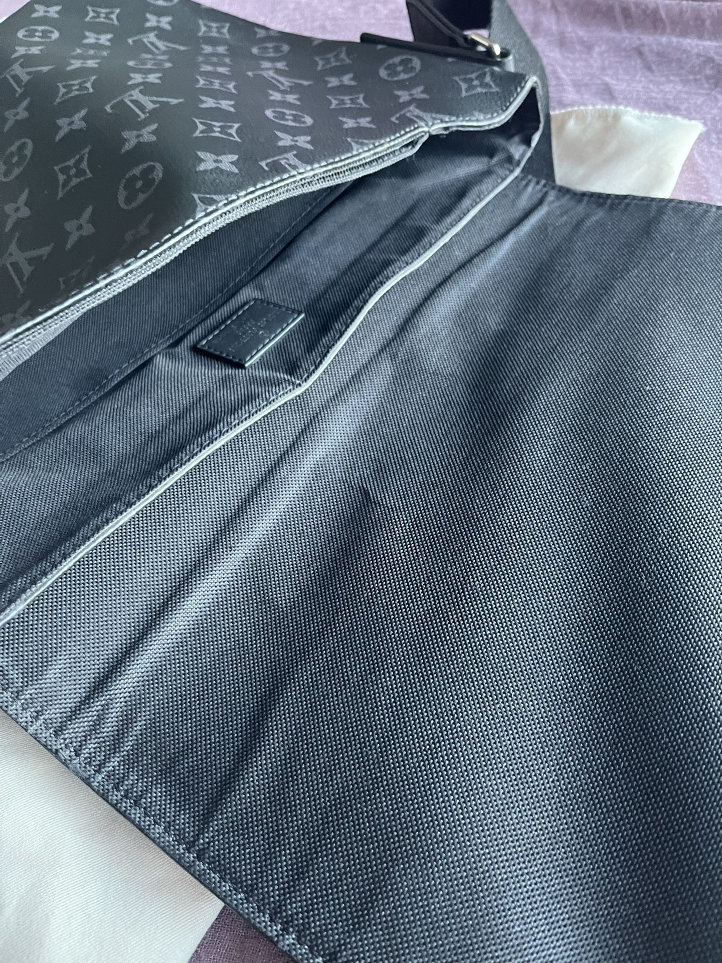 Messenger Bag
