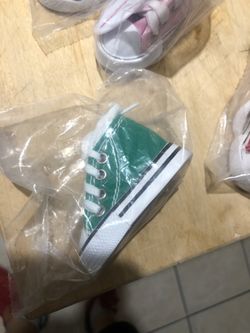 Converse keychains!!