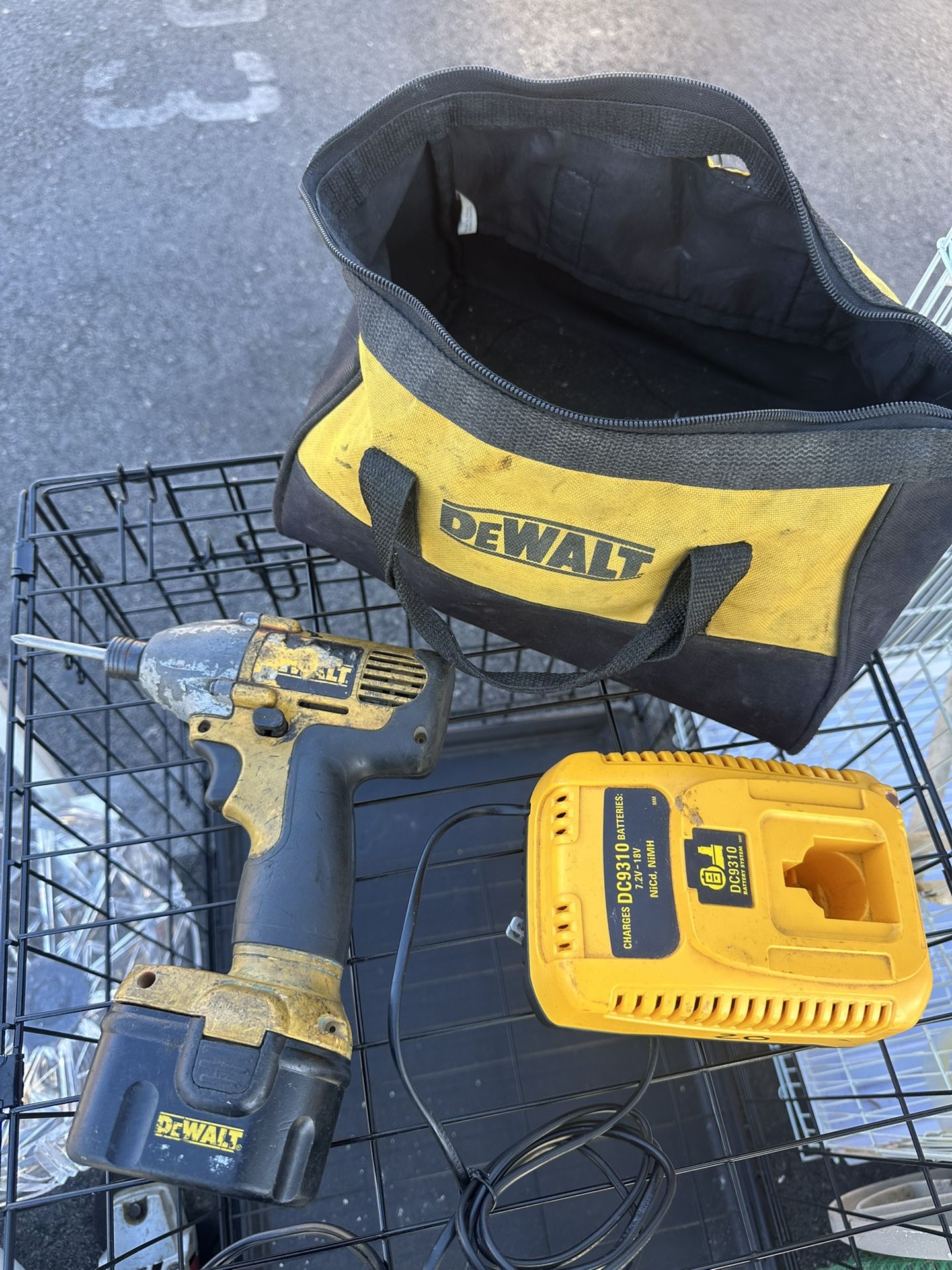 Dewalt Tool Set Impact Drill Comes With Battery;charger;Tip And Case $45