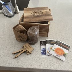 Edible Garden Kit(Never Used)