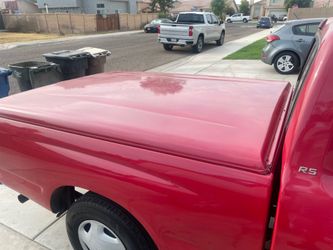 toyota tacoma bed cover