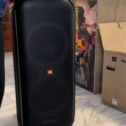 Brand NEW JBL 710 Partybox Still In The Box