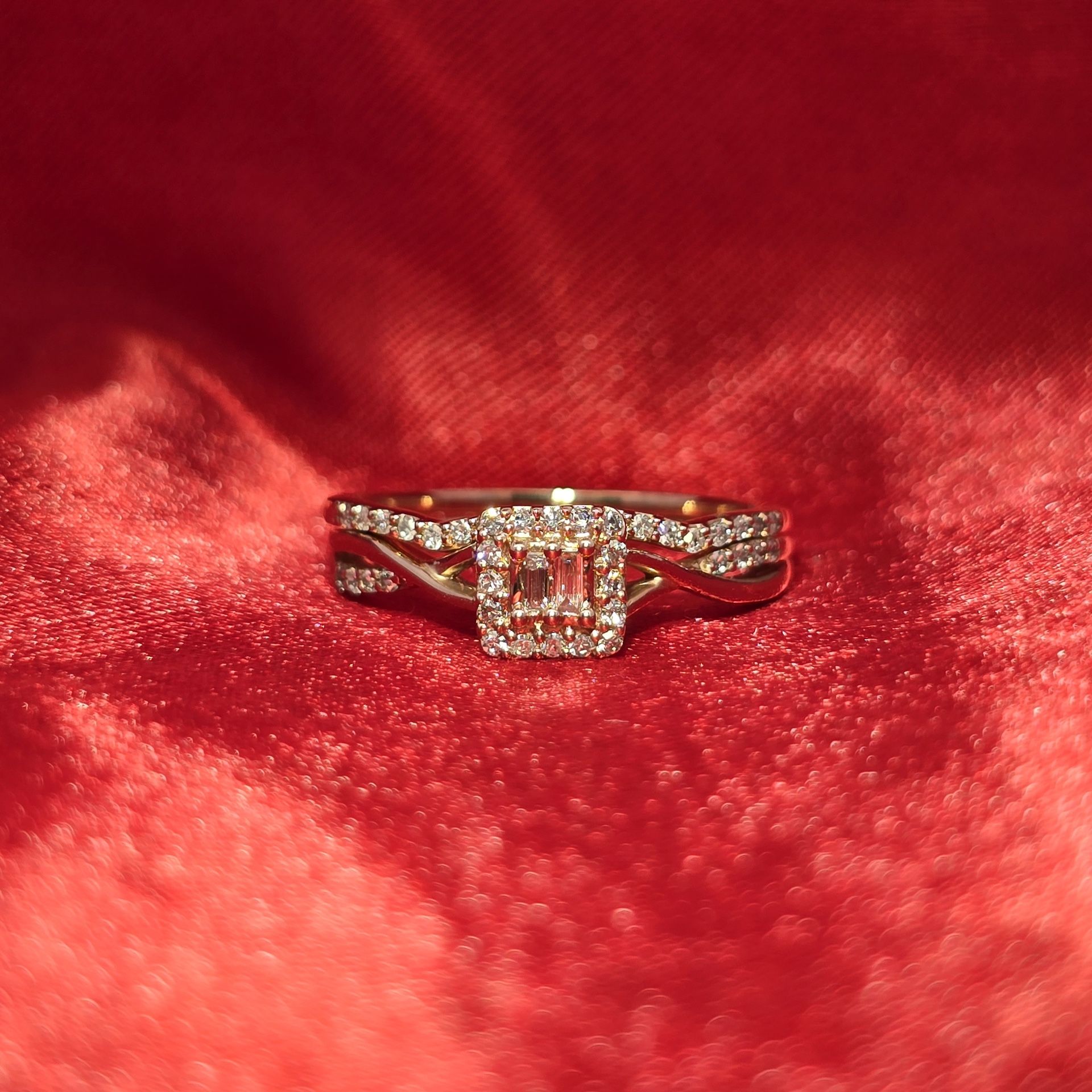 10k Yellow Gold Diamond Square Ring 0.25 ctw