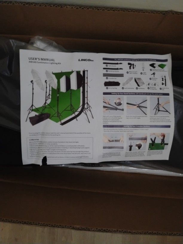 Brand New Green Screen With Lights Still In The Box