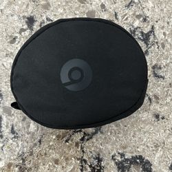 Beats Solo 2 Wireless Headphones