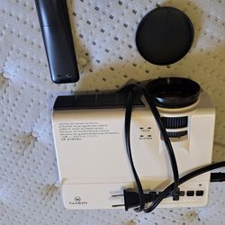 Projector VANKYO