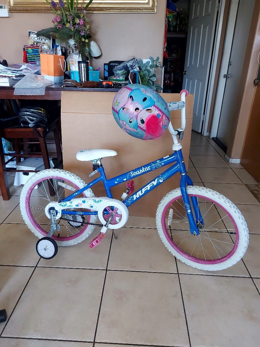 Nice Condition Ready To Ride Kid Bike Bicycle With Helmet