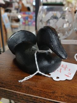 Cast iron duck