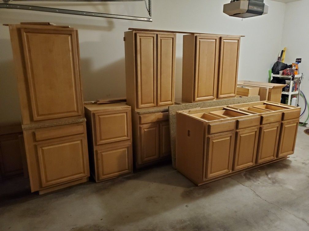 Used kitchen cabinets for sale craigslist near me deals