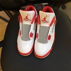 Louis Vuitton Jordan 1s (Size 13) for Sale in Akron, OH - OfferUp