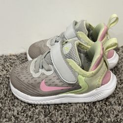 Nike No Tie Velcro Sneakers Toddler Size 5c