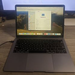 2019 13” MacBook Air: 1.6Ghz I5, 8GB, 256GB SSD!
