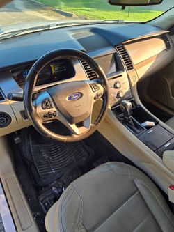 2016 Ford Taurus