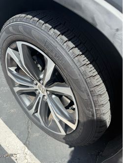 Selling 2 (Tires ONLY) Pirelli Brand