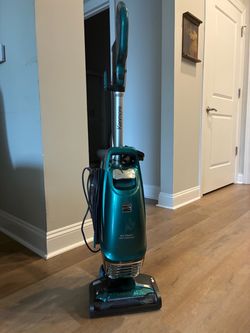 New Kenmore Intuition Bagged Upright Vacuum Lift-Up Carpet Cleaner