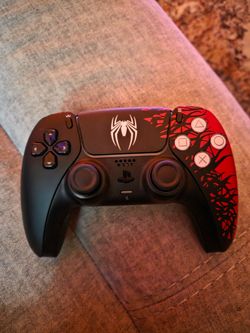 PS5 Spider-Man controller