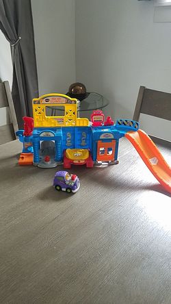 V Tech Lift and Fix Repair Shop