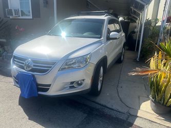 Volkswagen Tiguan SUV