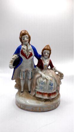 Vintage Victorian Man Woman Figurine Made in Occupied Japan