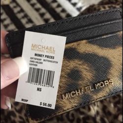 Micheal Kors Wallet New