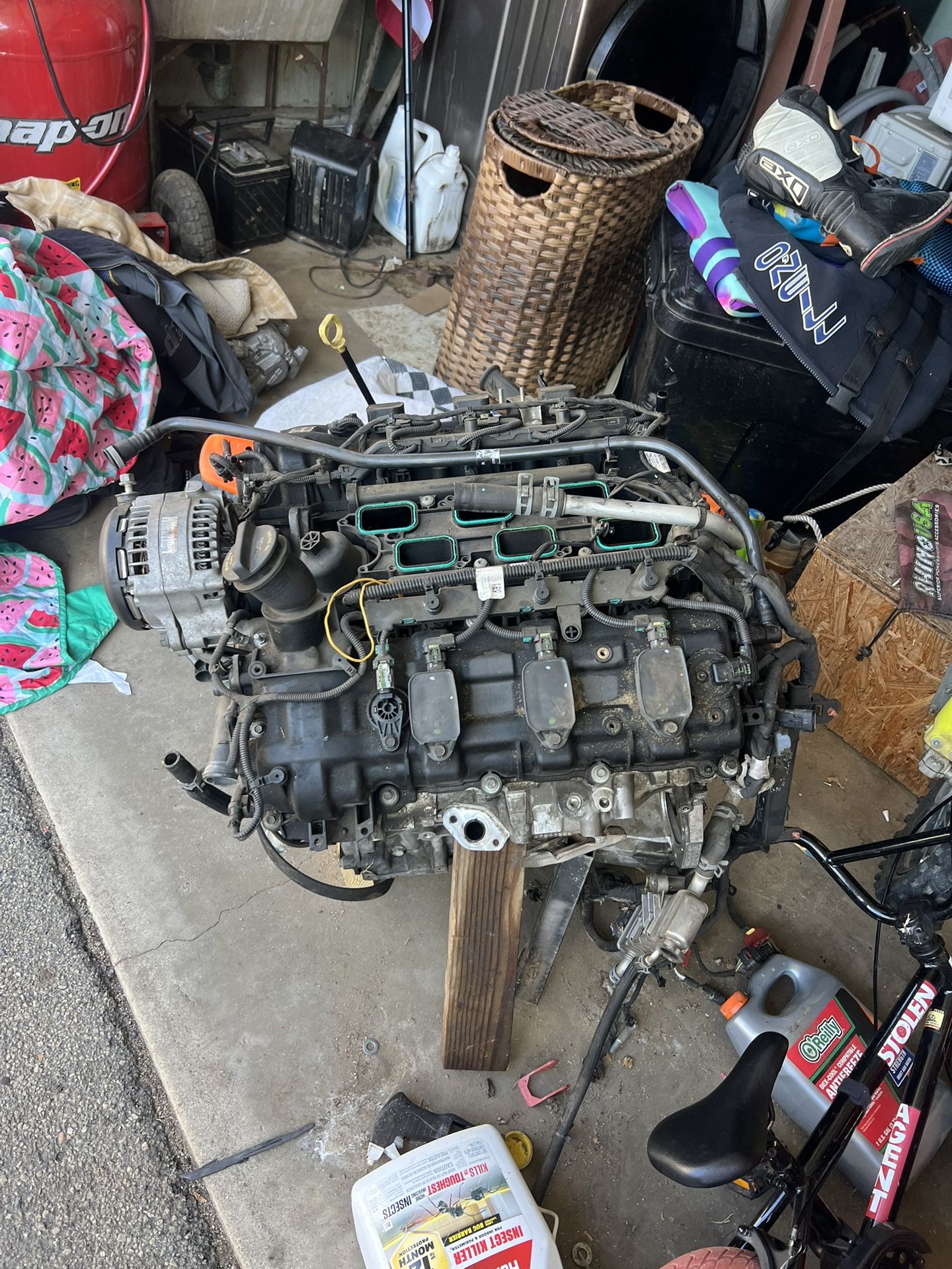Jeep Wrangler JL 3.6L V6 Engine - NEEDS HEAD GASKETS - REBUILDER