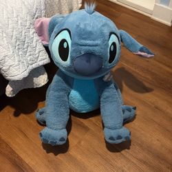 Giant Stitch Plushie