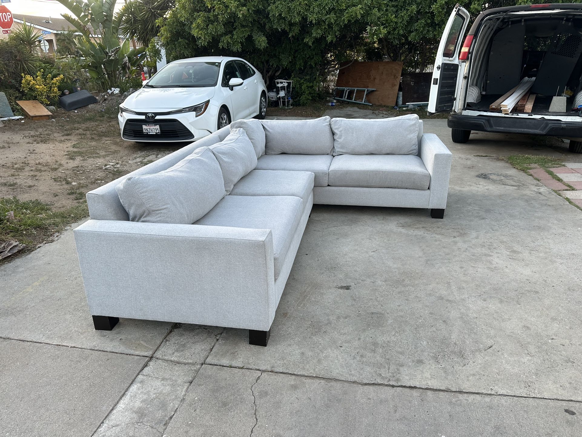 Pampa Gray Sectional Sofa Couch