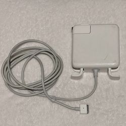 Apple 60W MagSafe Power Adapter (for MacBook and 13-inch MacBook Pro)