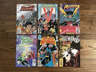 DC Comic Assorted Book Superhero Lot Batman Robin V Flash Green Lantern