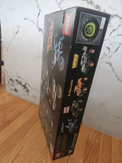 LEGO Technic Monster Jam Collection Max-D, Grave Digger, Megalodon, El Toro Loco