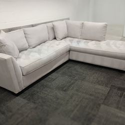Free Delivery Today. Like New. Steam Cleaned Cindy Sectional Couch. Excellent Condition. Pet/Smoke FREE