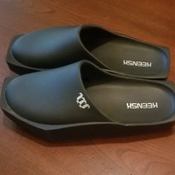 Mens Slide - $20