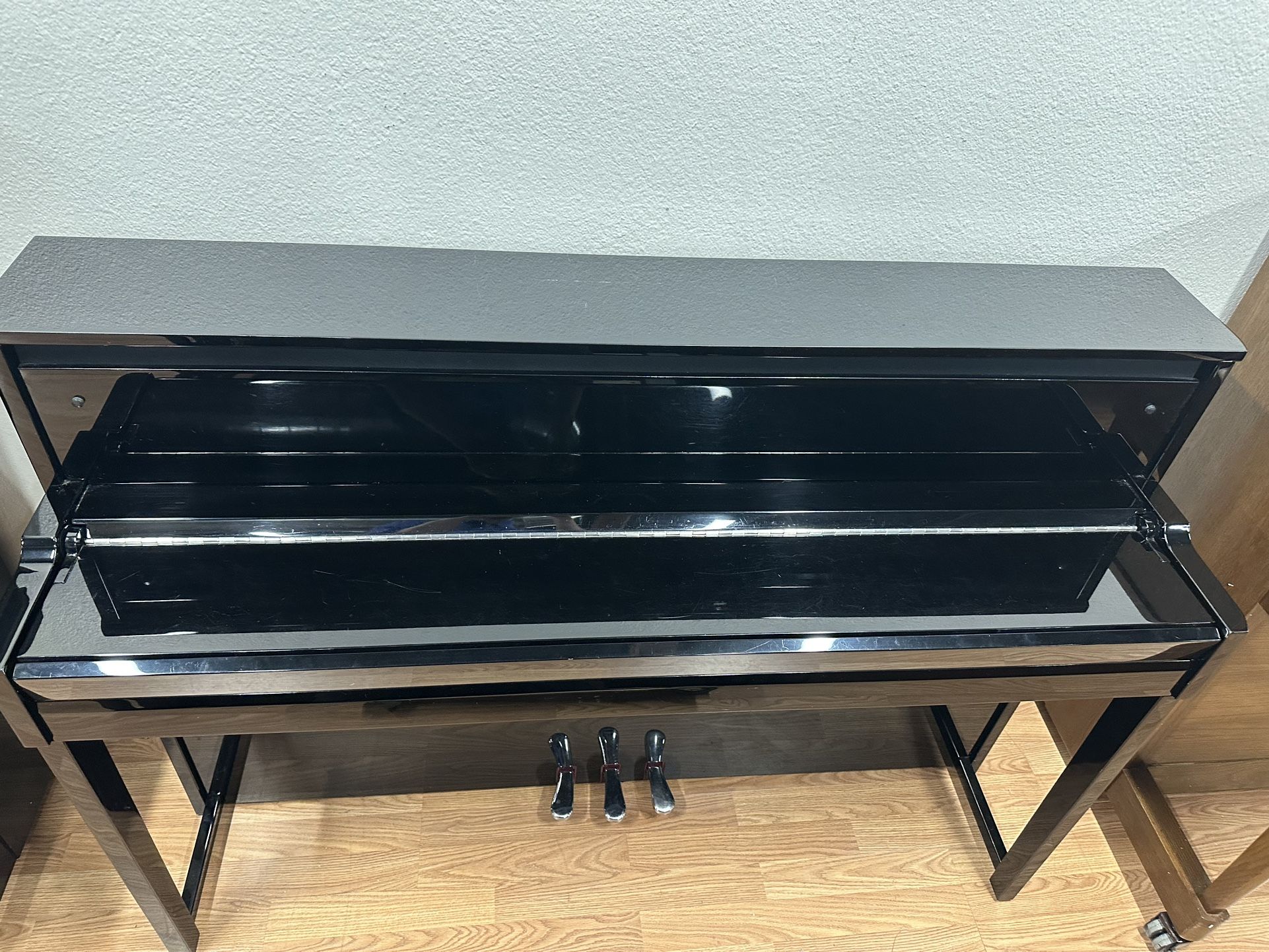 Yamaha NU1