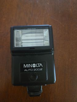 Minolta Auto 200X Flash with Case • Tested & Working Pre-owned