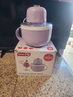 Ice cream maker