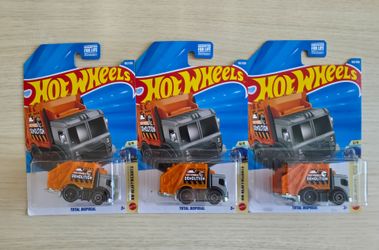 ​Hot Wheels 2026 Treasure Hunt Trio – Total Disposal Garbage Trucks (Lot of 3)