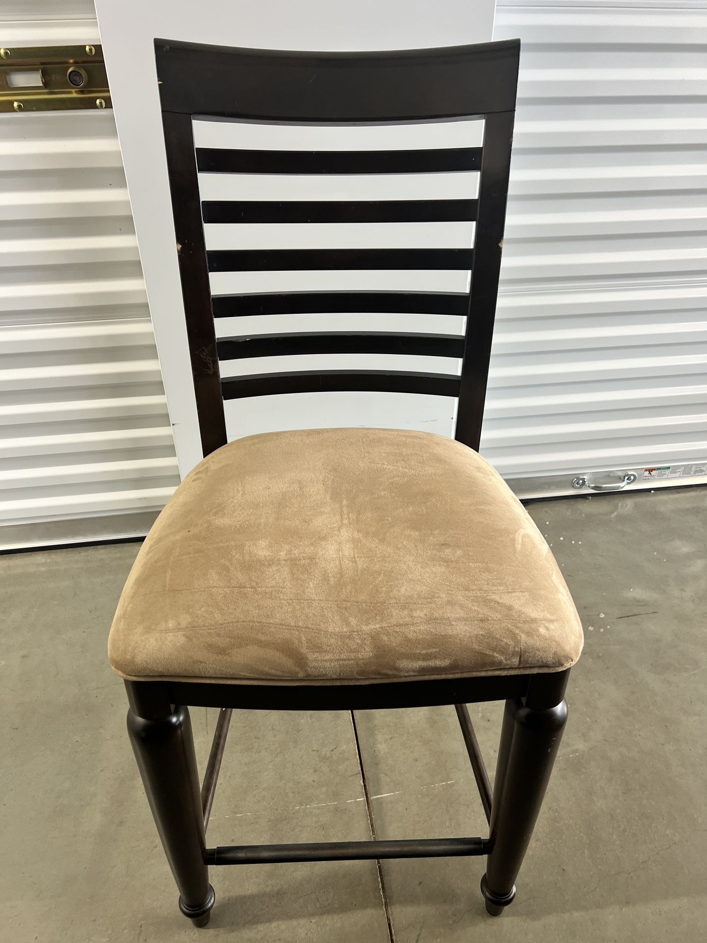 1 High Back Dining Chair
