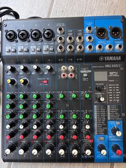 Audio Mixer - Yamaha MG10XU with USB interface