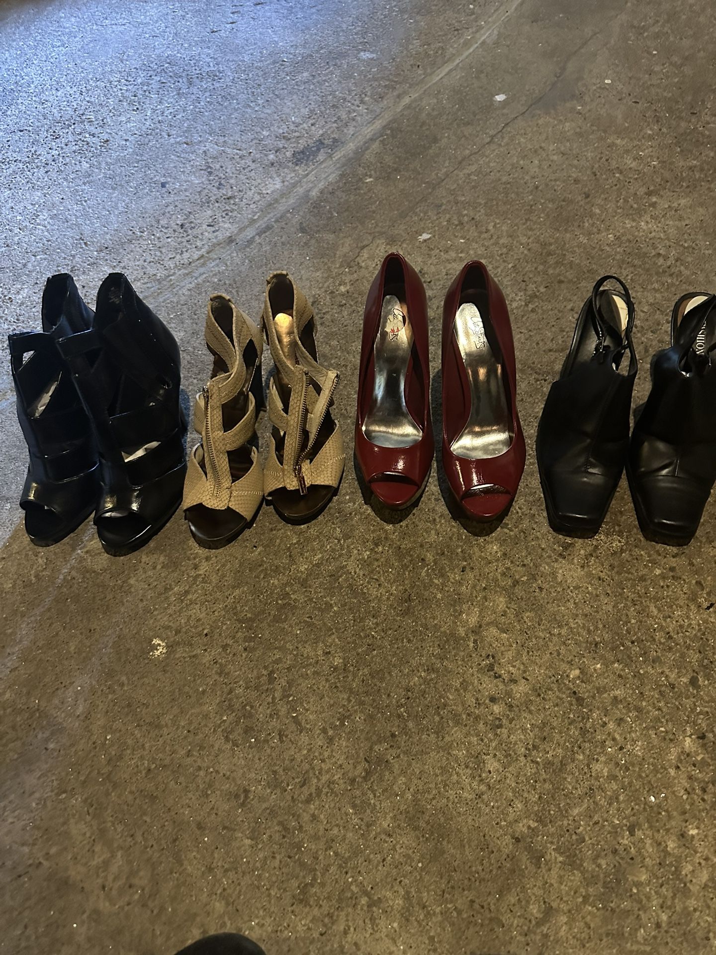 Women’s Shoes Size 8.5 Take Them all For $30