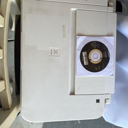 cannon TS3322 color print、copy、scanner all in one