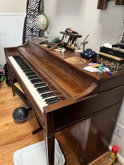 Starck "Ori-Coustic" Upright Piano