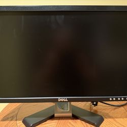 ★★★★★   Dell 20" Computer Monitor