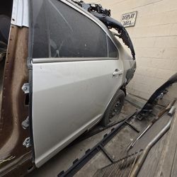 2010-2012 Ford FUSION REAR DOOR  White // Left Rocker Panel Lower Side Skirt Moulding / AC Compressor Starter Master Brake Cylinder 10 11 12